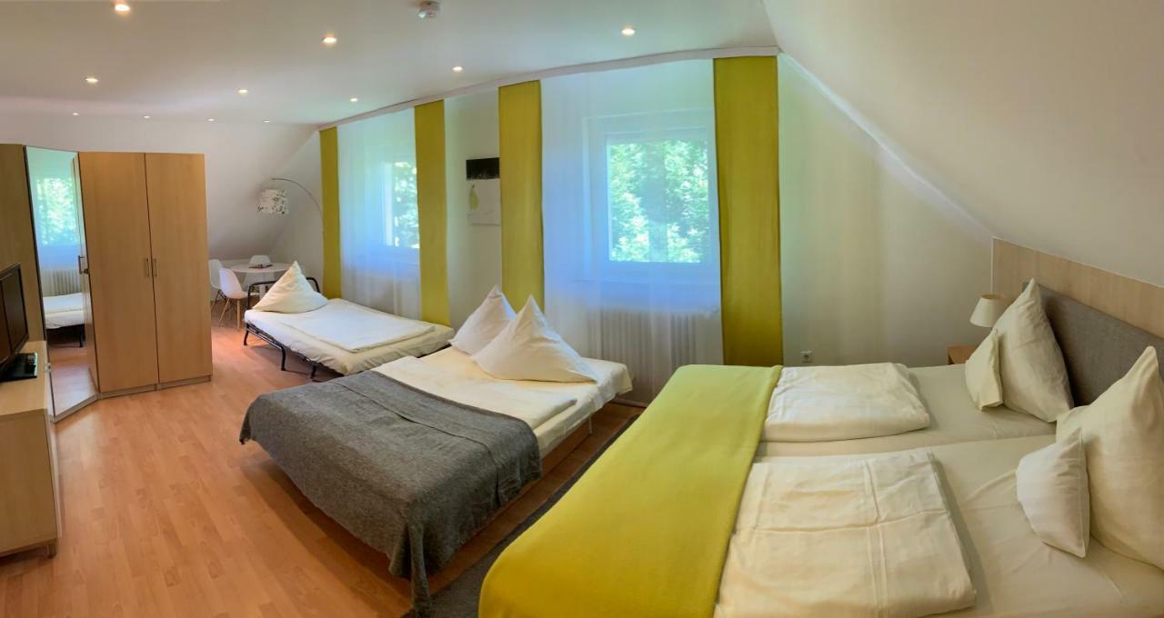 Hotel Restaurant Weihenstephaner Stuben 란츠후트 객실 사진